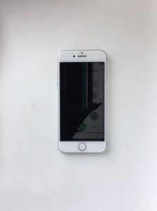 iPhone8 画面修理 宇都宮